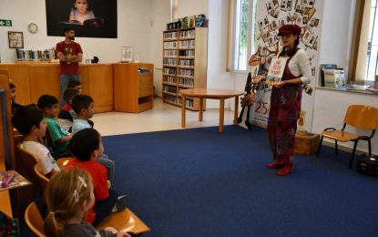 Las mamás y los árboles que se transforman en libros, protagonistas de los cuentacuentos de mayo