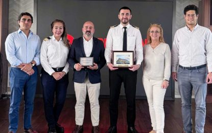  Gibraltar da la bienvenida al MS Seaventure en su escala inaugural con la marca 66º Expeditions