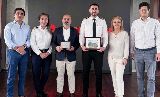  Gibraltar da la bienvenida al MS Seaventure en su escala inaugural con la marca 66º Expeditions