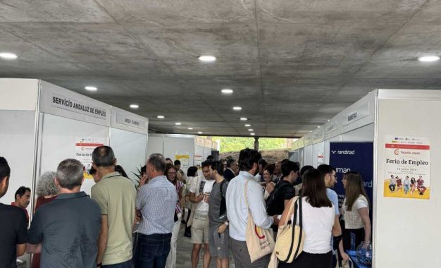 Apoyo sanroqueño a la X Feria de Empleo y el Encuentro 45+ de la Cámara de Comercio