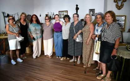 “Las cosas del siglo pasado”, un recorrido sentimental a través de objetos cotidianos ya en desuso