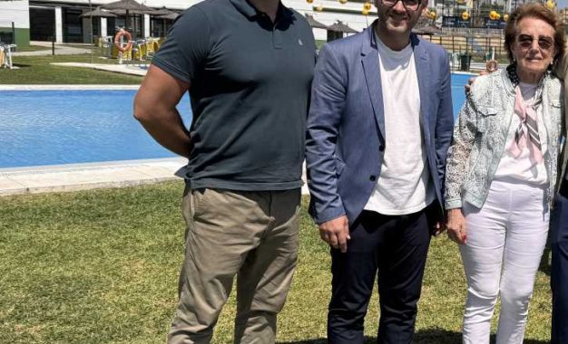 La piscina de verano del Complejo Deportivo Municipal ASANSULL, abierta hasta el 31 de agosto