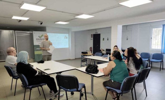 ERACIS+ ofrece en Puente Mayorga un curso de autocuidados para personas cuidadoras