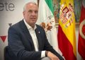 Ruiz Boix destaca el dato del paro, el más bajo registrado en los últimos 18 años, en la entrevista del primer número de Viva San Roque