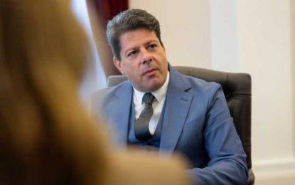 El Ministro Principal conversa con el nuevo Secretario de Asuntos Exteriores