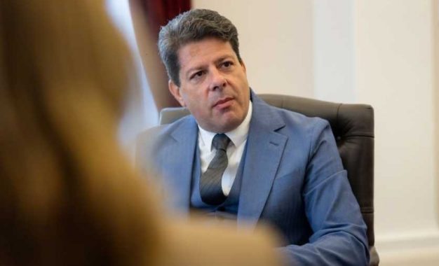 El Ministro Principal conversa con el nuevo Secretario de Asuntos Exteriores