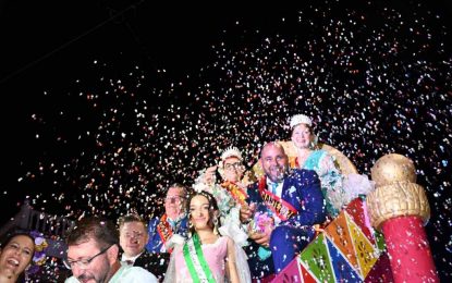 Diversión y mucha participación en la Cabalgata de la Feria de San Enrique