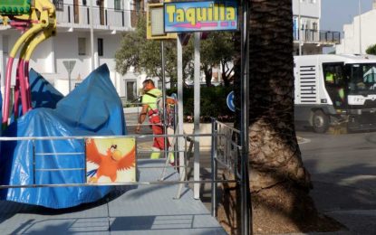 Limpieza especial en El Ejido horas antes del inicio de la Feria Real 2026