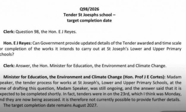 El Gobierno corrige a Azopardi sobre las escuelas St. Joseph’s