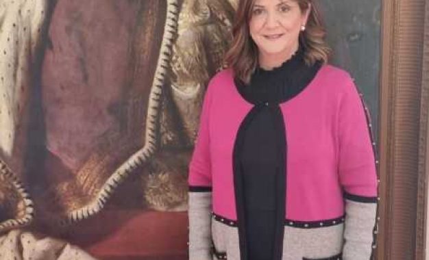 La Autoridad Sanitaria de Gibraltar (GHA) felicita a Rose Suissa por su jubilación tras 53 años de servicio.