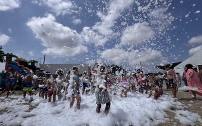 Recta final de la Feria de la Estación, con cabida para público de todas las edades