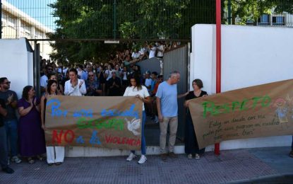 Repulsa unánime por la agresión a una profesora del IES José Cadalso