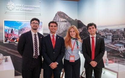  Gibraltar gana el premio al Mejor Stand en la Conferencia del Partido Liberal Demócrata con los estudiantes como protagonistas