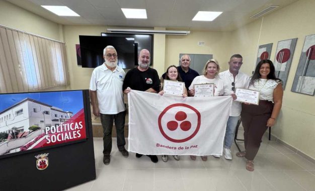 Dos concejalas, reconocidas como “Amiga de la Paz”