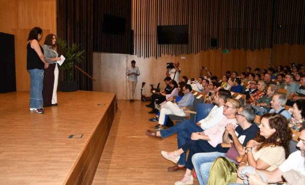 San Roque, en el estreno de “Que viene mi marido” por parte del grupo de teatro de la ONCE