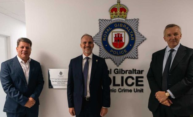 El Ministro Principal, Fabian Picardo, inauguró oficialmente esta mañana las nuevas oficinas de la Unidad de Delitos Económicos de la Policía Real de Gibraltar