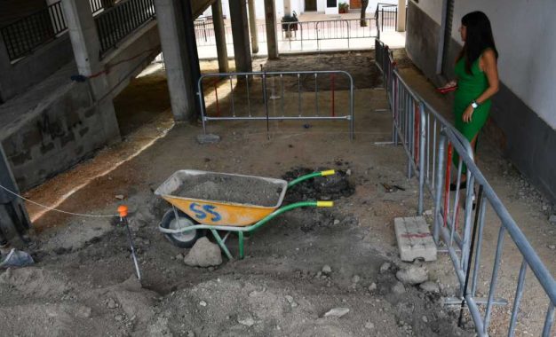 Mejoras y eliminación de barreras de un pasaje de acceso a la zona central de Los Olivillos