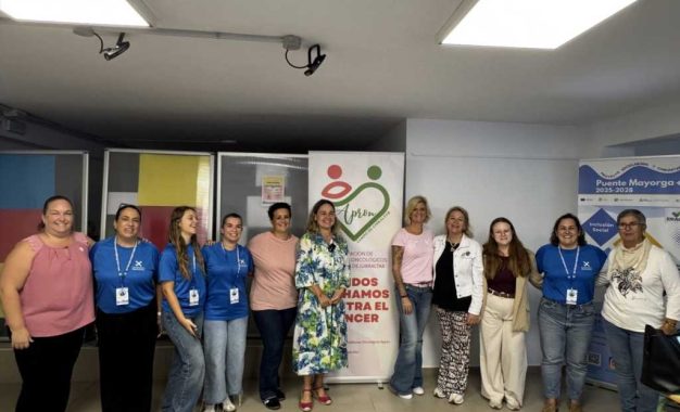 Charla de Apron en Puente Mayorga sobre el cáncer de mama