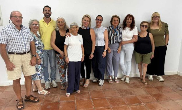 El Ayuntamiento inicia las visitas a los talleres de memoria del municipio con motivo del Día Internacional de las Personas Mayores